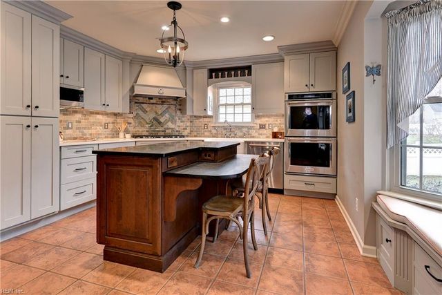 105 Heron CT, Williamsburg, VA 23188