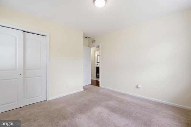 302 VETERANS DR, Palmyra, NJ 08065
