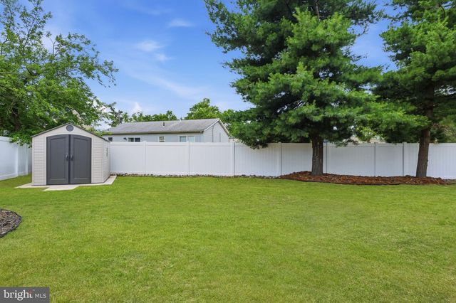 302 VETERANS DR, Palmyra, NJ 08065