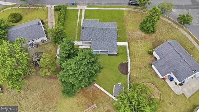 302 VETERANS DR, Palmyra, NJ 08065