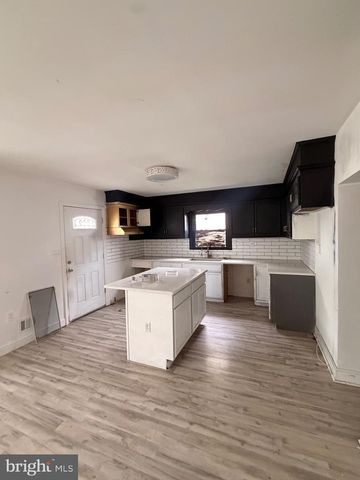 113 W VAN BUREN AVE, New Castle, DE 19720