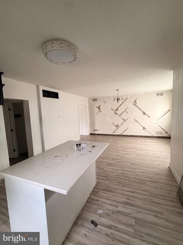 113 W VAN BUREN AVE, New Castle, DE 19720