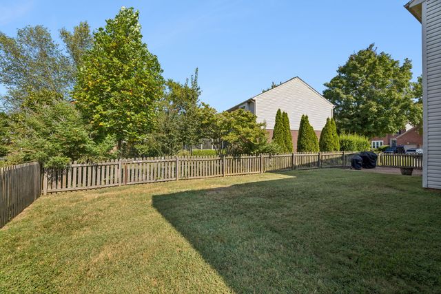 317 Millhouse Dr, Franklin, TN 37064