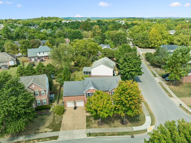 317 Millhouse Dr, Franklin, TN 37064