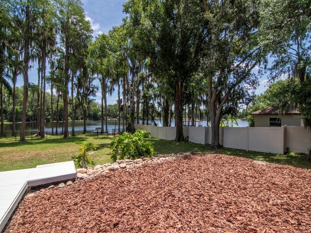 219 WILLOW BEND PARKWAY, Lutz, FL 33549