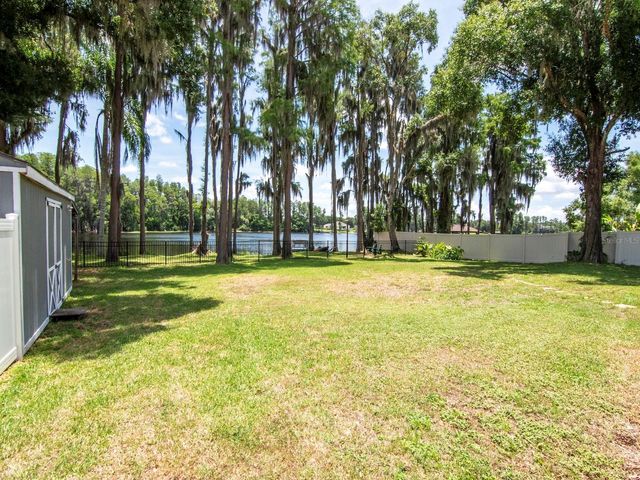 219 WILLOW BEND PARKWAY, Lutz, FL 33549