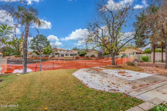 1629 S ASH Drive, Chandler, AZ 85286