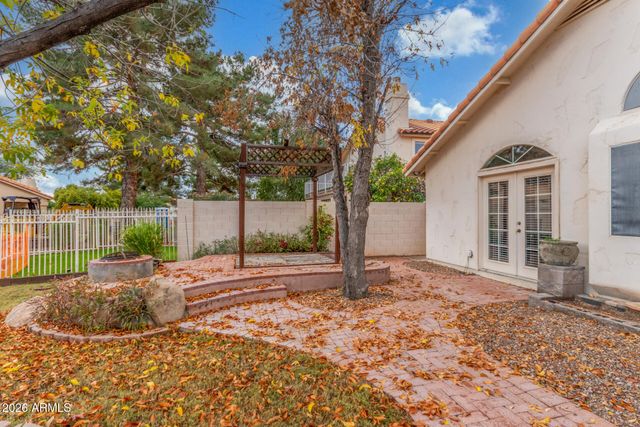 1629 S ASH Drive, Chandler, AZ 85286