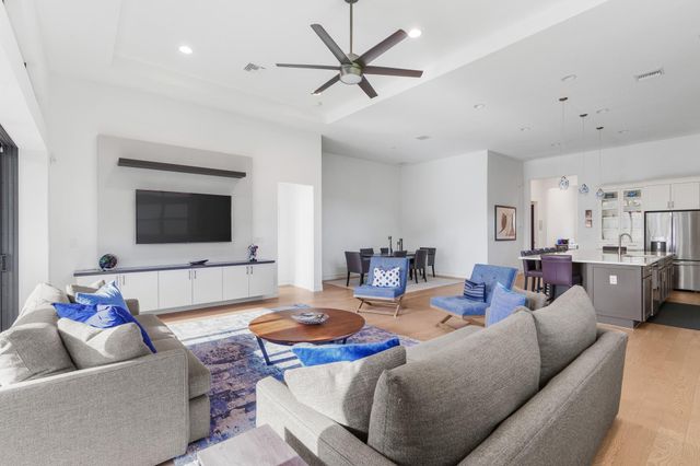 9121 Porto Way, Parkland, FL 33076