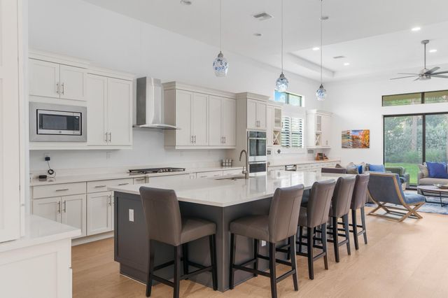 9121 Porto Way, Parkland, FL 33076