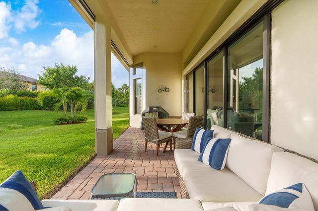 9121 Porto Way, Parkland, FL 33076