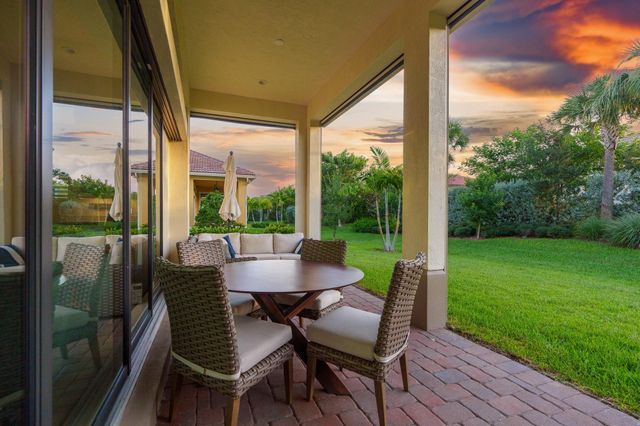 9121 Porto Way, Parkland, FL 33076