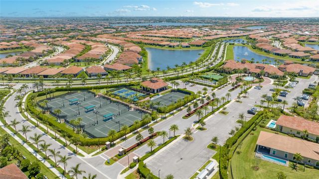 9121 Porto Way, Parkland, FL 33076