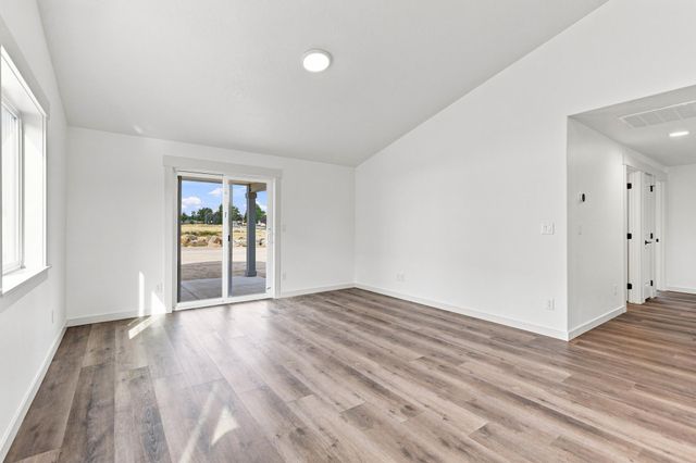 2414 Annie Pl, Cheney, WA 99004
