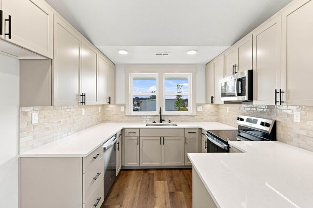 2414 Annie Pl, Cheney, WA 99004