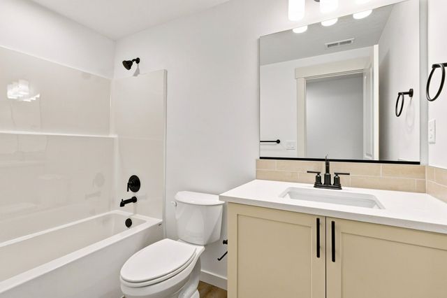 2414 Annie Pl, Cheney, WA 99004