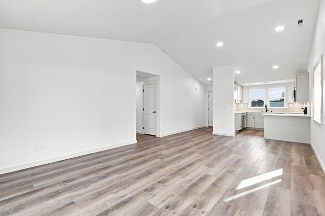 2414 Annie Pl, Cheney, WA 99004