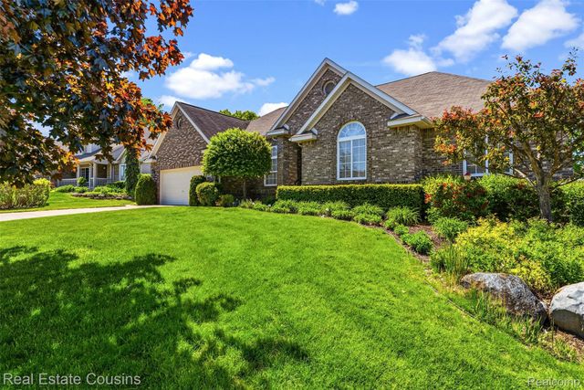 4344 Oak Tree Court, Fenton Charter Township, MI 48430