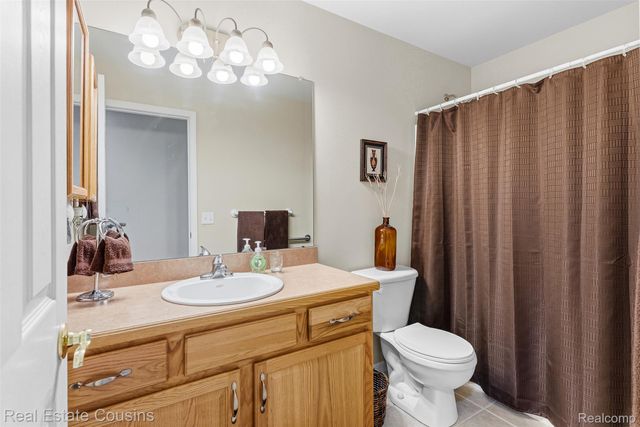 4344 Oak Tree Court, Fenton Charter Township, MI 48430