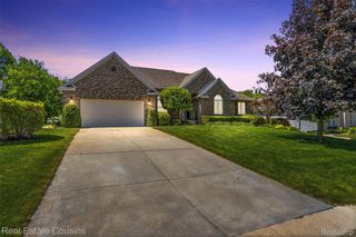 4344 Oak Tree Court, Fenton Charter Township, MI 48430