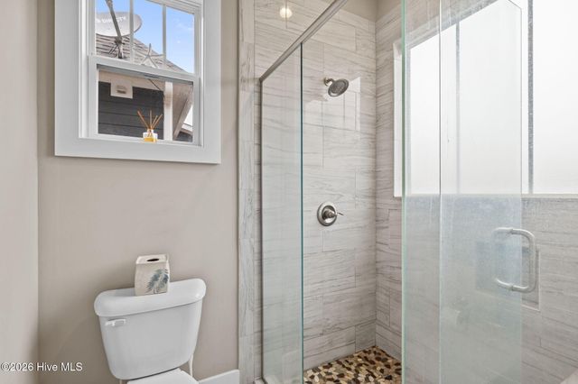 100 Sea Grove Lane, Beaufort, NC 28516