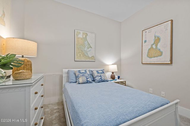 100 Sea Grove Lane, Beaufort, NC 28516