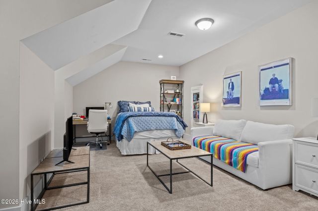 100 Sea Grove Lane, Beaufort, NC 28516