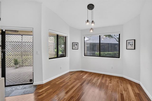 381 NW 94th Terrace, Plantation, FL 33324