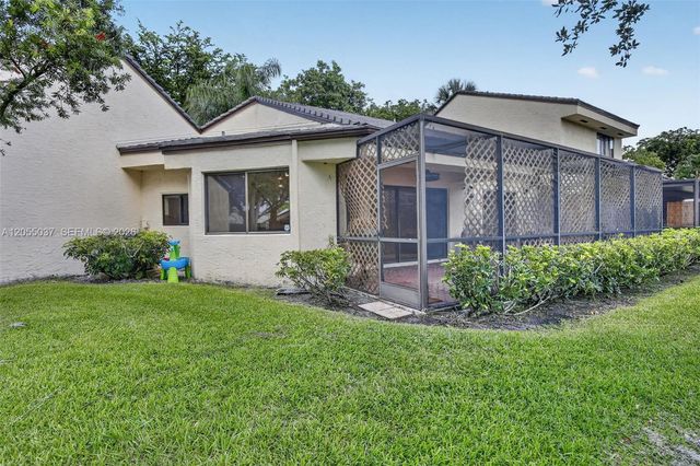 381 NW 94th Terrace, Plantation, FL 33324