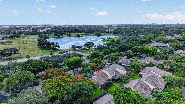 381 NW 94th Terrace, Plantation, FL 33324