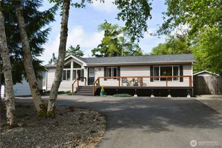 671 Duck Lake Drive SE, Ocean Shores, WA 98569