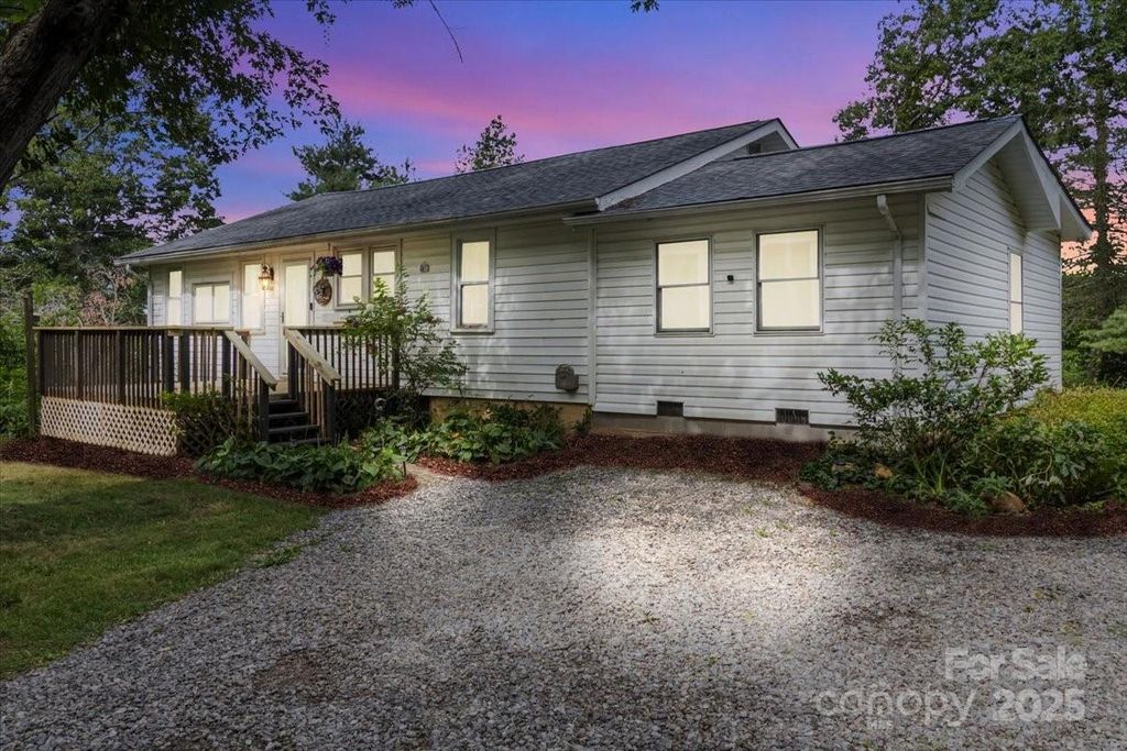 11 Fishers Mill Road, Arden, NC 28704