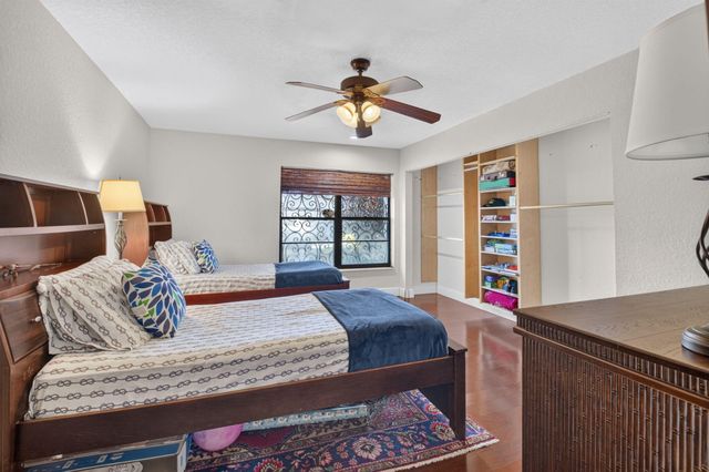 663 DEER CREEK HOLLOWS Circle, Deerfield Beach, FL 33442