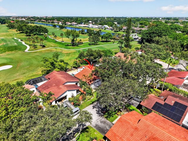663 DEER CREEK HOLLOWS Circle, Deerfield Beach, FL 33442