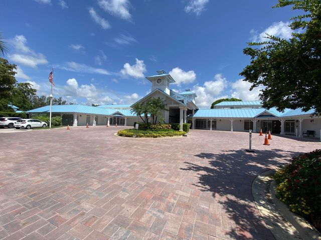 663 DEER CREEK HOLLOWS Circle, Deerfield Beach, FL 33442