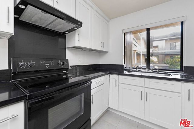 4141 Via Marisol 208, Los Angeles, CA 90042