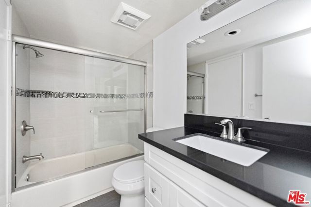 4141 Via Marisol 208, Los Angeles, CA 90042