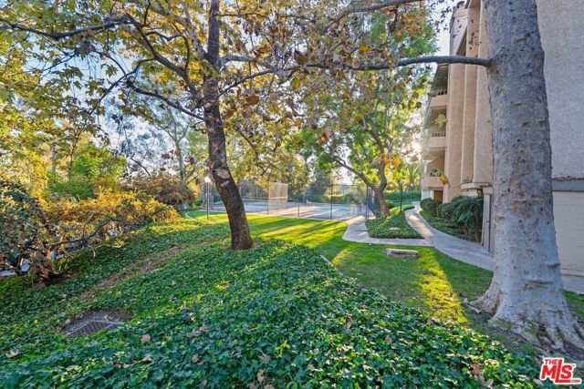 4141 Via Marisol 208, Los Angeles, CA 90042