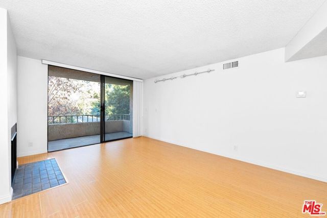 4141 Via Marisol 208, Los Angeles, CA 90042