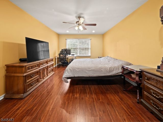 67 Rhyan Dr, Parsippany-troy Hills Twp., NJ 07054