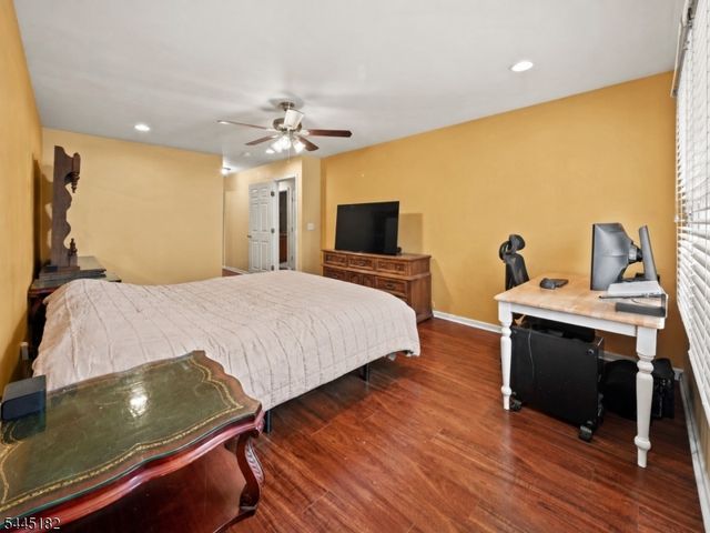 67 Rhyan Dr, Parsippany-troy Hills Twp., NJ 07054
