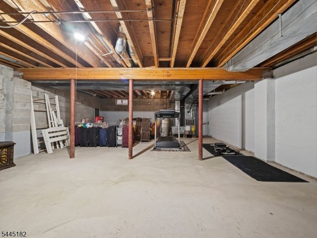 67 Rhyan Dr, Parsippany-troy Hills Twp., NJ 07054