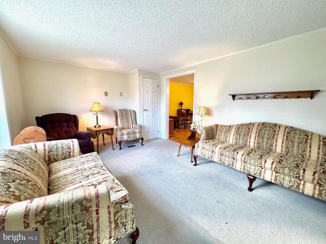 36 WESTVIEW TER, Womelsdorf, PA 19567