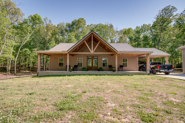 14 Ashley Ct, Lawrenceburg, TN 38464