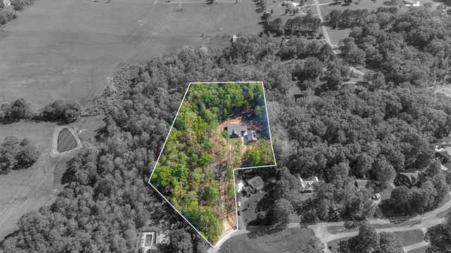 14 Ashley Ct, Lawrenceburg, TN 38464