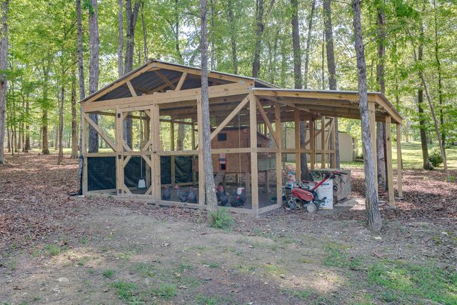 14 Ashley Ct, Lawrenceburg, TN 38464