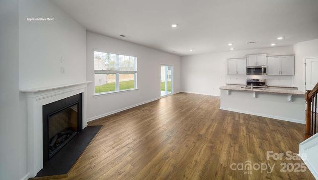 148 Meadow View Drive, Statesville, NC 28677