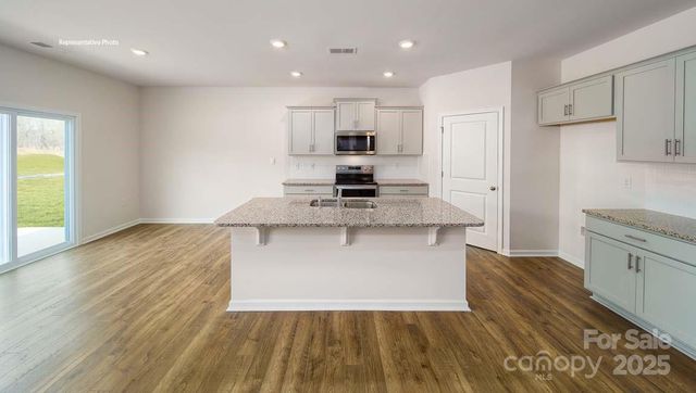 148 Meadow View Drive, Statesville, NC 28677