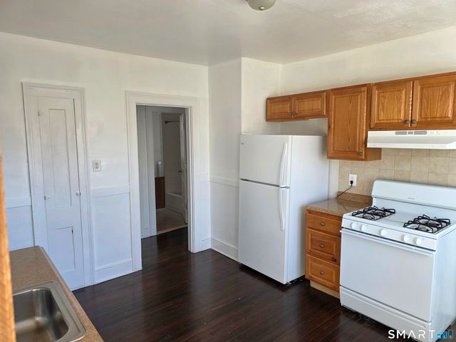 219 Columbia Street 2ndfl, New Britain, CT 06052