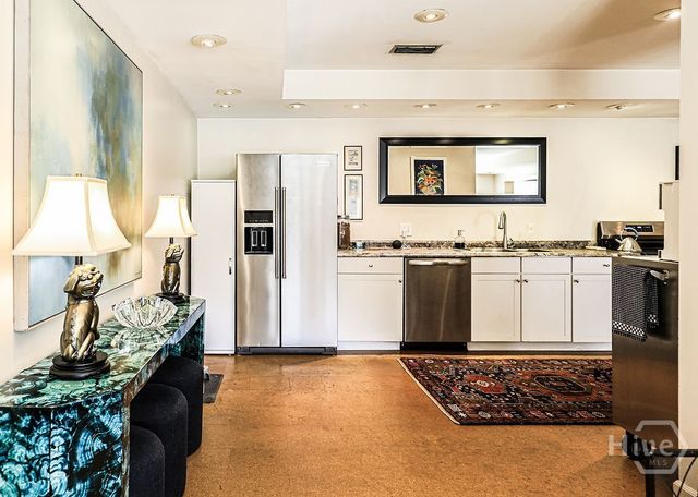 1700 Skidaway Road, Savannah, GA 31404